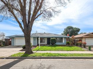 6 W Donna Dr, Merced, CA