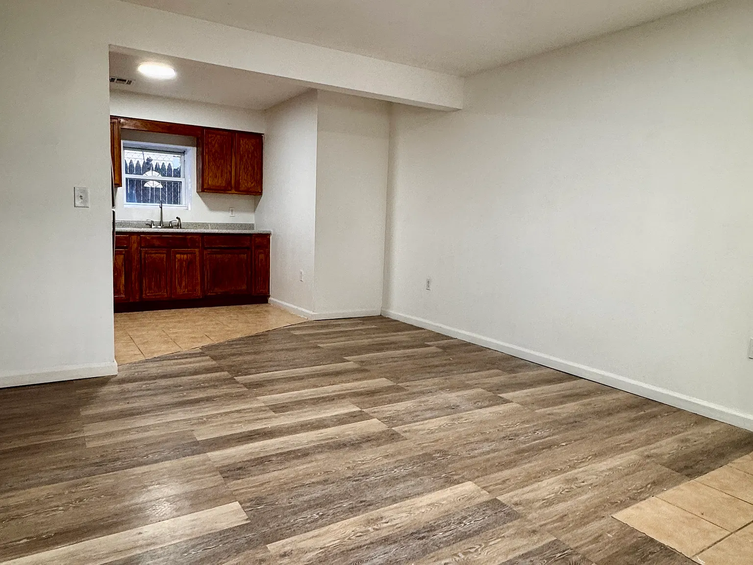 3 bed, 1670 sqft, $2,100 — Photo 2