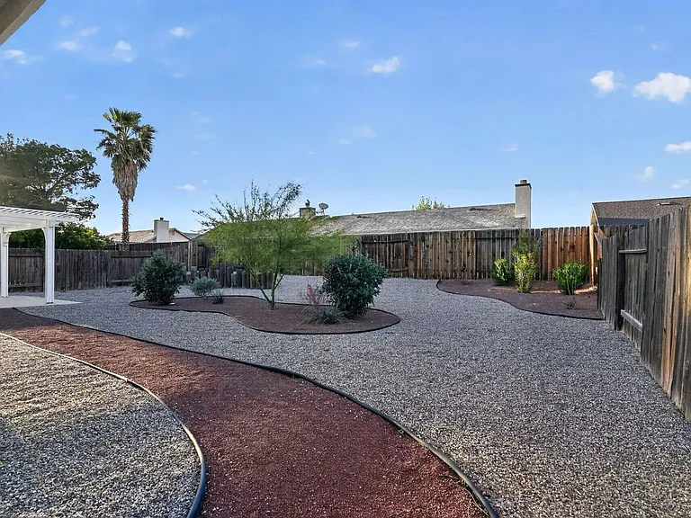 705 Desert Calico Dr — Photo 20