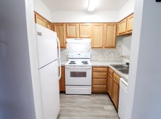 812 City Park Ave APT 205, Fort Collins, CO 80521