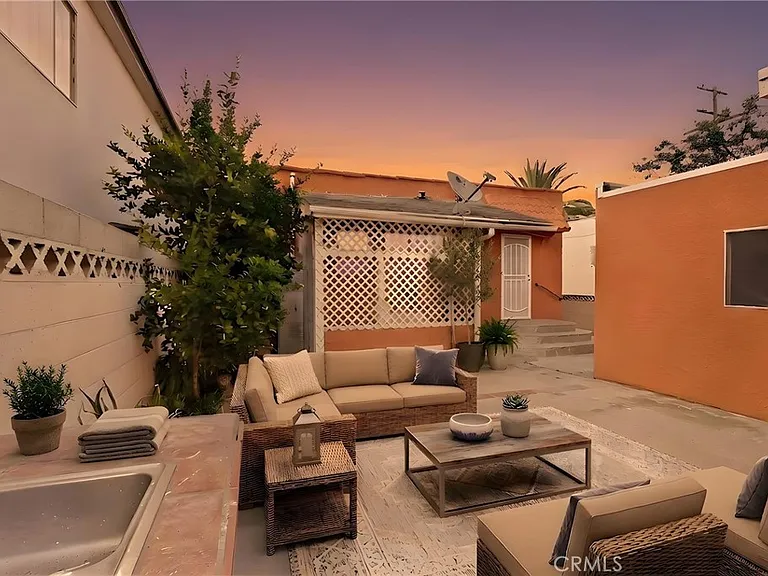 236 W Arbor Vitae St — Photo 36
