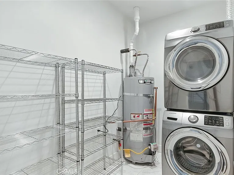 4461 Tujunga Ave #102 — Photo 40