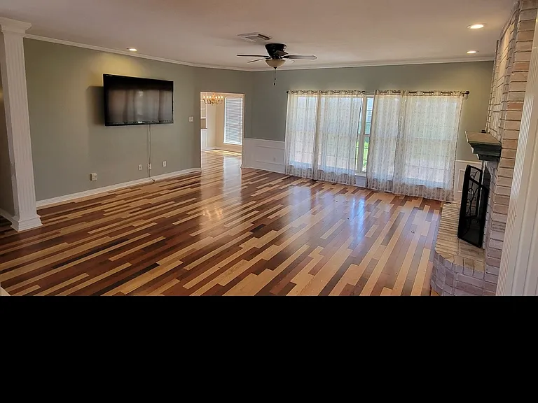 417 W Park Ave — Photo 3