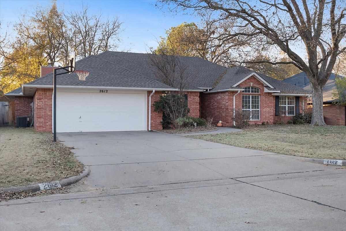 2612 S Oxford Dr, Stillwater, OK 74074 | Zillow