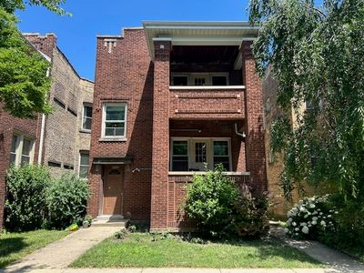 3036 W Eastwood Ave, Chicago, IL, 60625