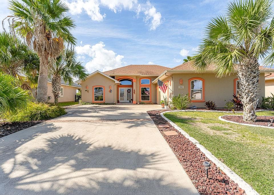 1st image of 10 Cypress Point Dr