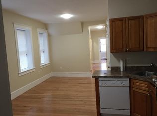 887 Huntington Ave APT 5, Boston, MA 02115