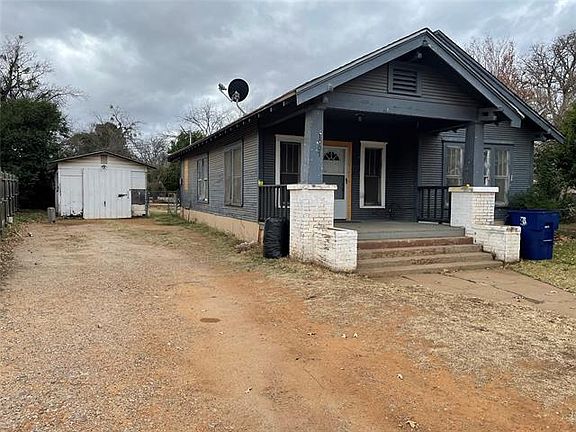 3rd image of 1907 Vincent St
