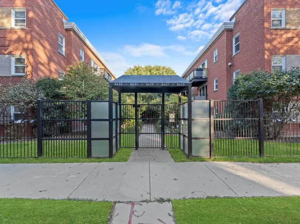 6433 N Damen Ave APT 1E, Chicago, IL 60645