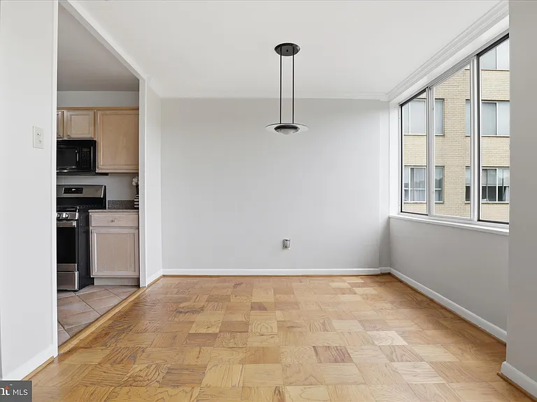 6641 Wakefield Dr #703 — Photo 11