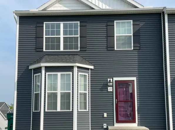 29 Star Dr, Hanover, PA 17331