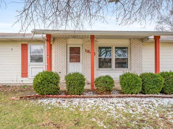 1845 W 99th Pl, Crown Point, IN 46307