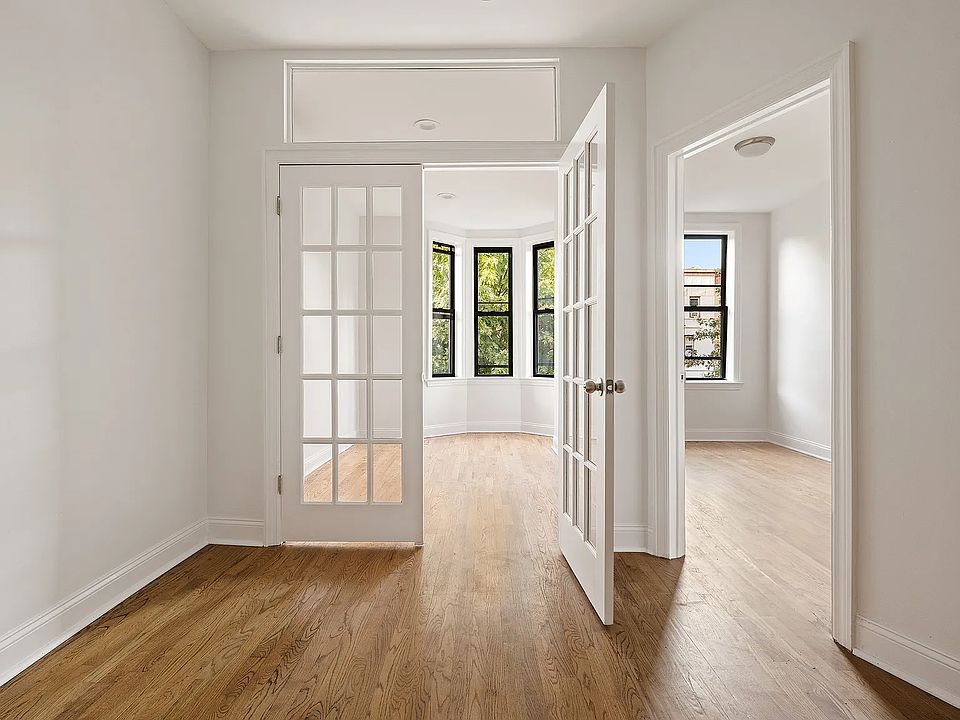 1st image of 908 Sterling Pl #3