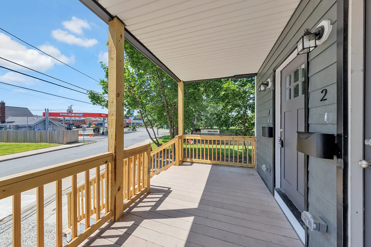 Building Photo - 161 4th St #1