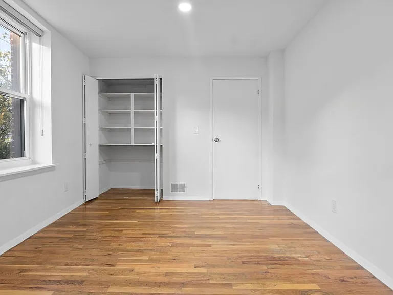 109 Grand Ave #1A — Photo 5