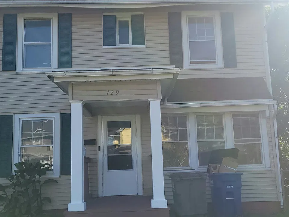 729 Brighton Ave