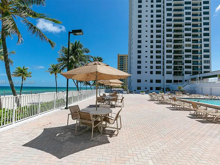 2401 S Ocean Dr #604 — Photo 27