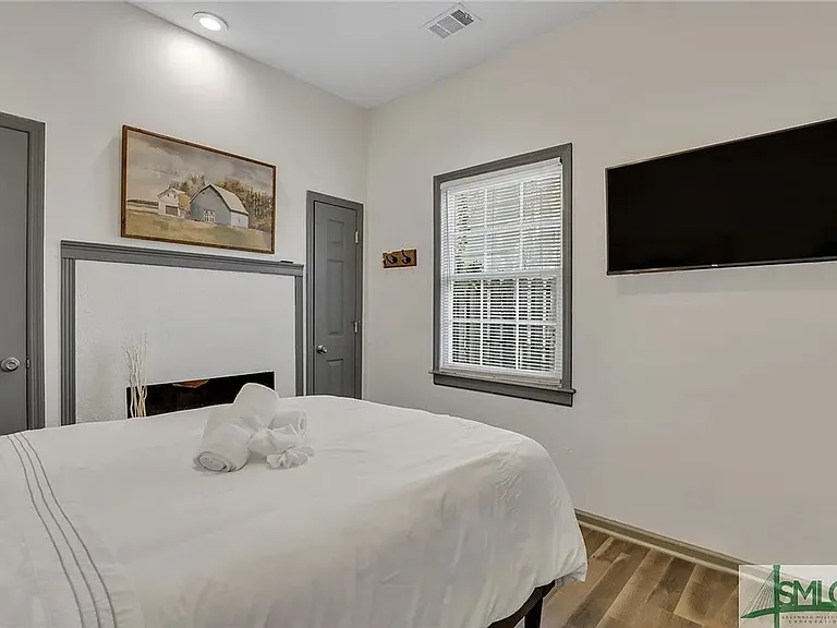 552 - 554 E Macon St — Photo 11