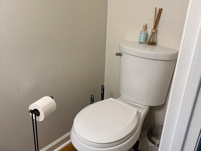 3901 Westlawn Pl — Photo 11