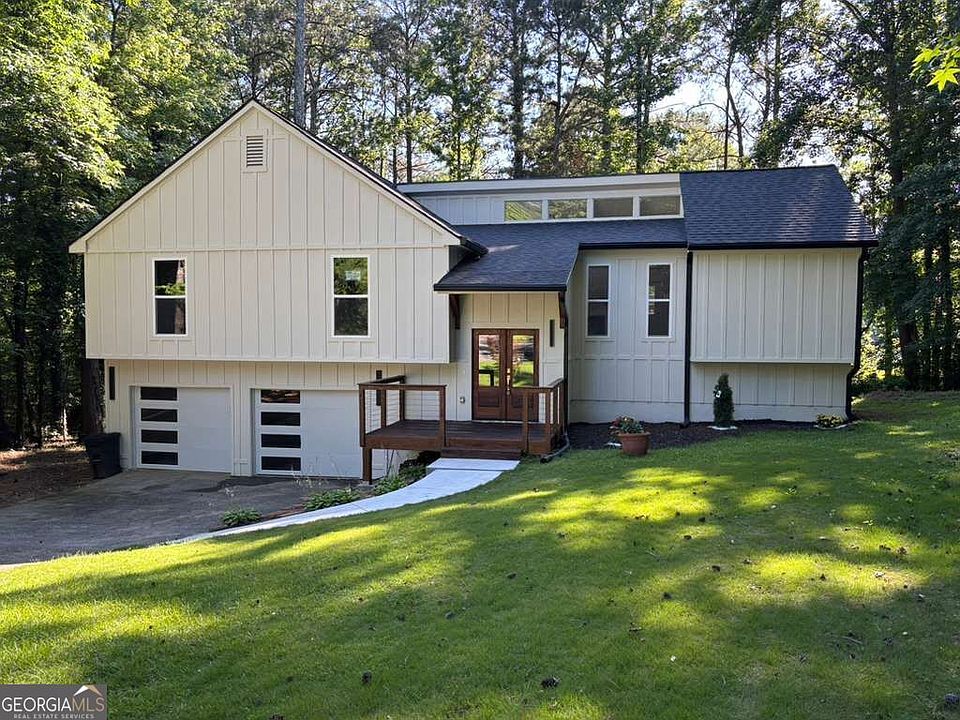1st image of 2501 Jacobs Ct NE