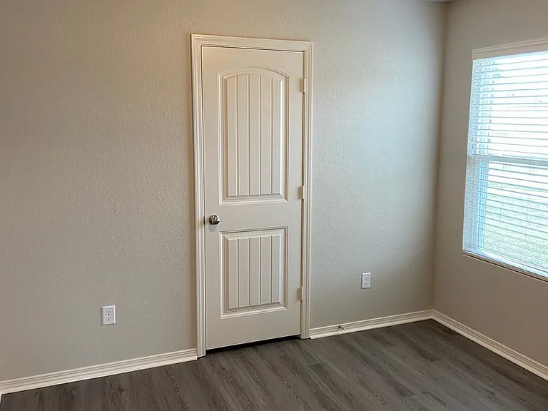 1600 Isabella Rd — Photo 9