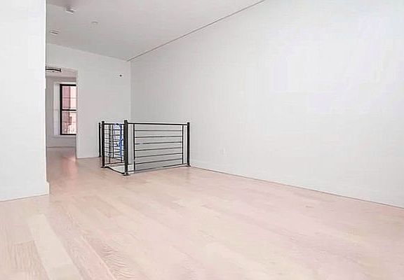 3rd image of 1319 Bedford Ave