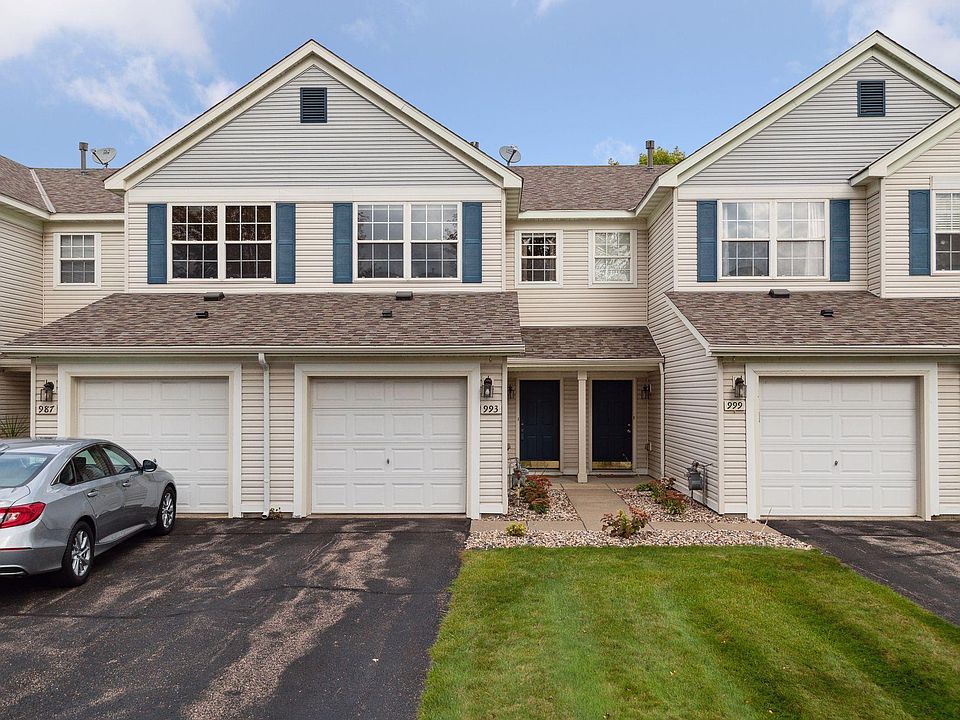 1st image of 993 Providence Dr