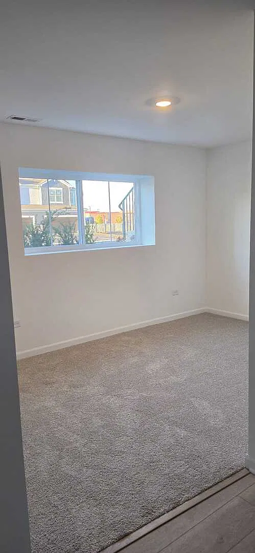 3 bed, 2.5 bath, 1764 sqft, $2,800 — Photo 3