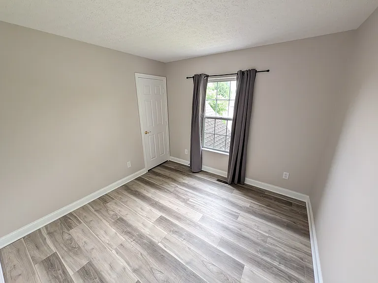 253 Dewfall Dr — Photo 22