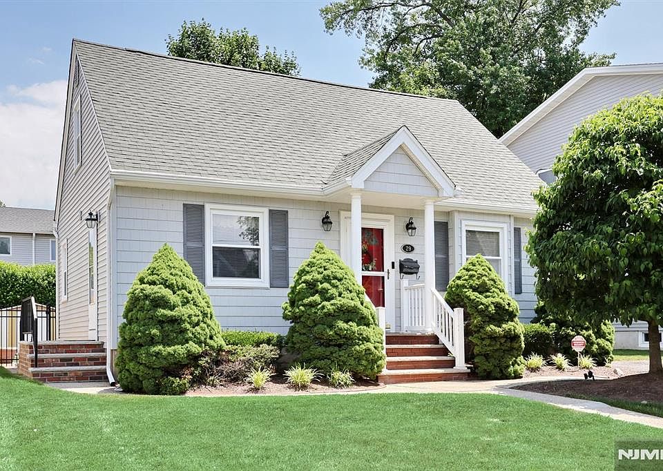 1st image of 29 Margaret Ct