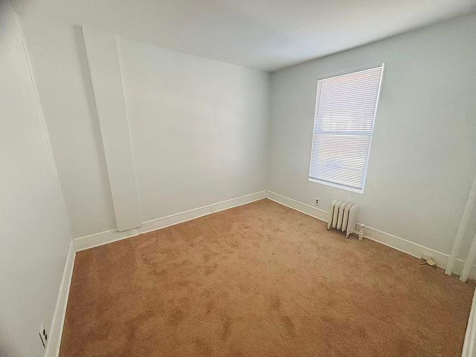 1st image of 608 Main St #1F