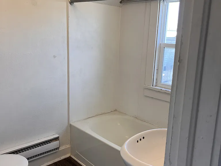 535 Menasha St #537A — Photo 5