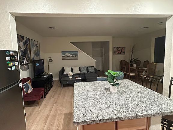 5th image of 3522 Pelican Ct