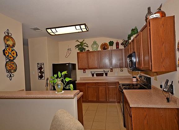 5th image of 214 Mossy Rock Dr