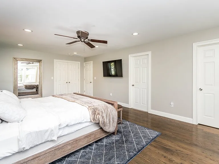 85 Oak St #1 — Photo 19