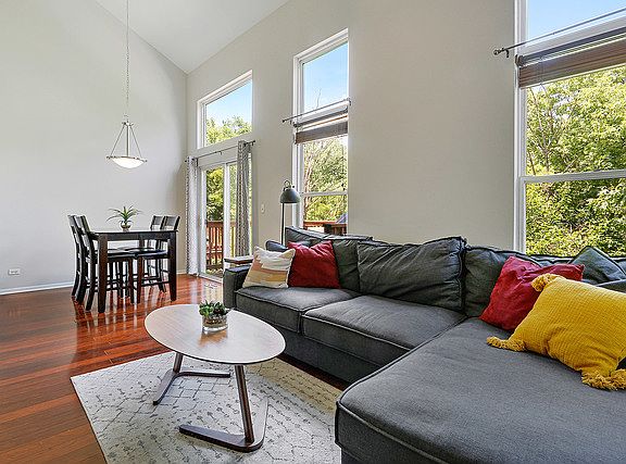 5th image of 173 Aspen Ct #173
