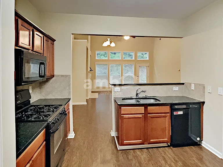 2263 Worrall Hill Dr — Photo 8