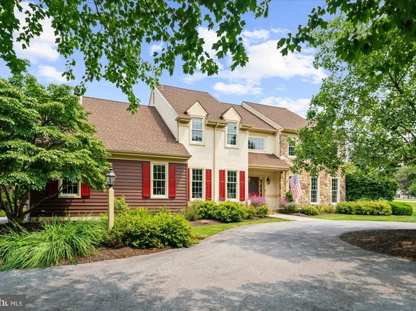 25 Westhorpe Ln, Phoenixville, PA 19460