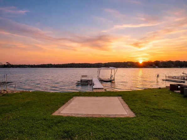 7164 North Tichigan ROAD, Waterford, WI 53185