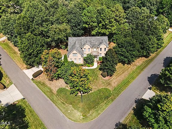 5th image of 3917 Devan Oaks Way