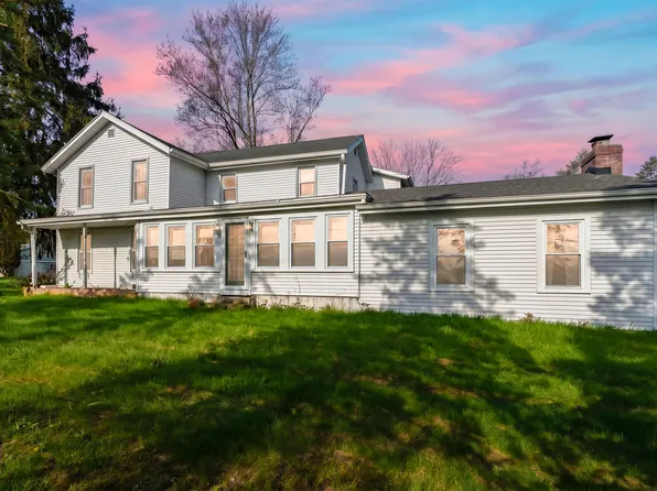 58380 County Road 365 N, Lawrence, MI 49064