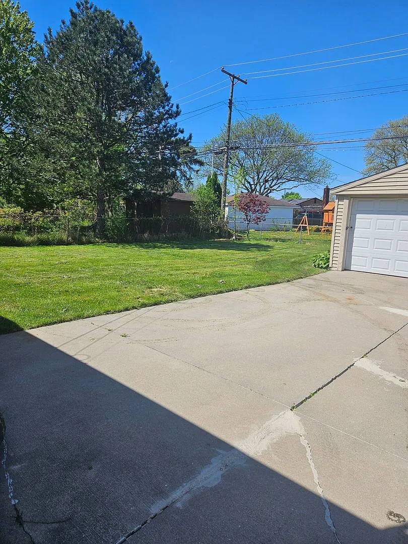Welcome Home — Photo 2