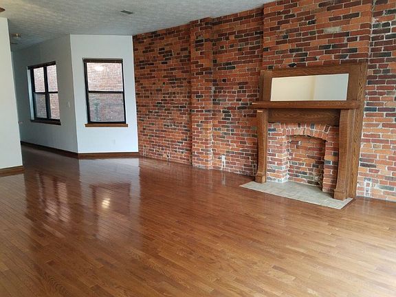 3rd image of 735 N High St APT B