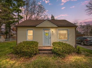 21278 Flanders St, Farmington Hills, MI