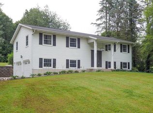 60239 N Lakeshore Dr, Lawrence, MI 49064