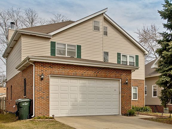 2nd image of 1576 Hills Ave