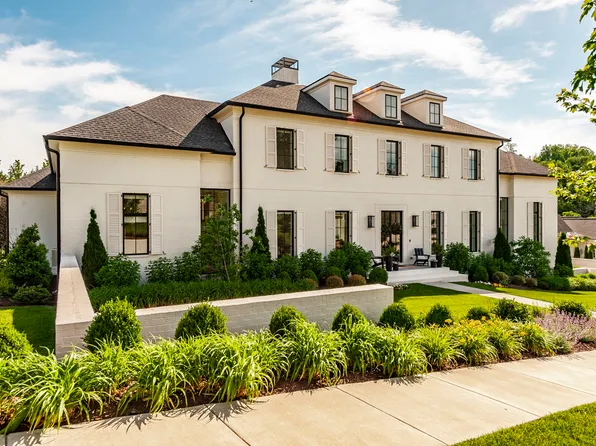 8114 Heirloom Blvd, College Grove, TN 37046
