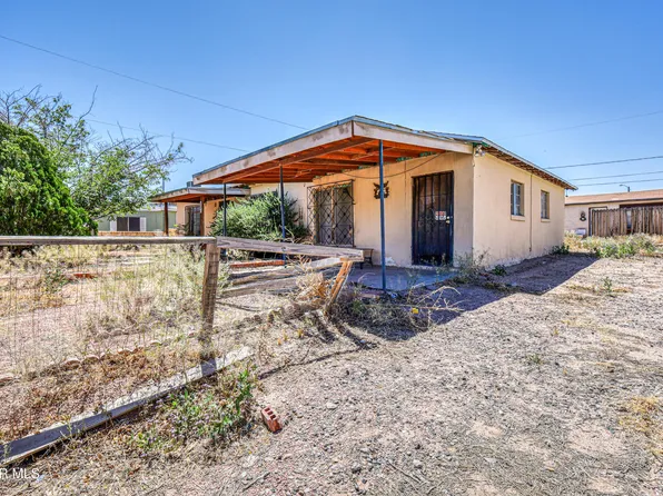 120 Loma Vista Dr, Sunland Park, NM 88063