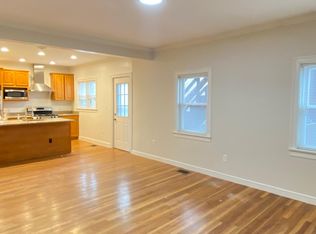 115 5th St #1, Cambridge, MA 02141