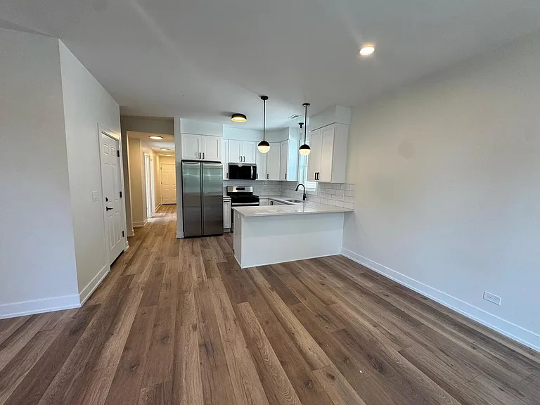 2522 W Charleston St #3 — Photo 4